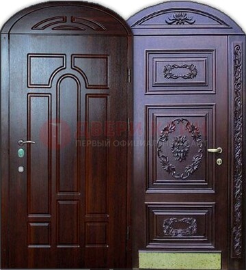 Стильная железная арочная дверь с декоративным элементом ДА-24 в Чехове