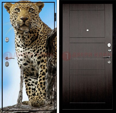 Железная дверь с рисунком гепарда снаружи ДФ-27 в Чехове