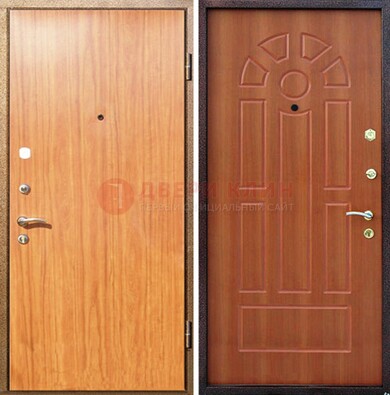 Светлая железная дверь с ламинатом МДФ внутри ДЛ-15 в Дедовске