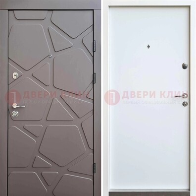 Черная входная дверь с филенчатой МДФ ДМ-216 в Чехове