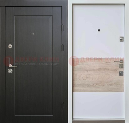 Черная металлическая дверь с белой МДФ внутри ДМ-230 в Чехове