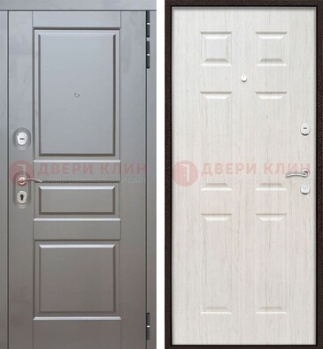 Светлая металлическая дверь с двумя МДФ панелями ДМ-458 в Чехове