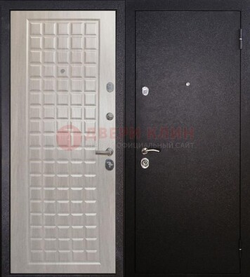 Черная входная дверь с порошковым покрытием ДП-206 в Чехове