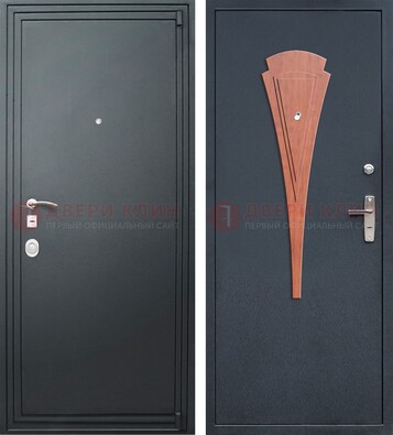 Черная железная дверь с порошковым покрытием и накладкой МДФ внутри ДП-245 в Чехове