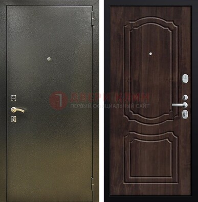 Темно-серая железная дверь с порошковым покрытием и коричневой МДФ ДП-288 в Чехове