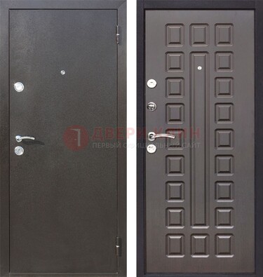 Коричневая железная дверь с порошковым окрасом ДП-63 в Чехове