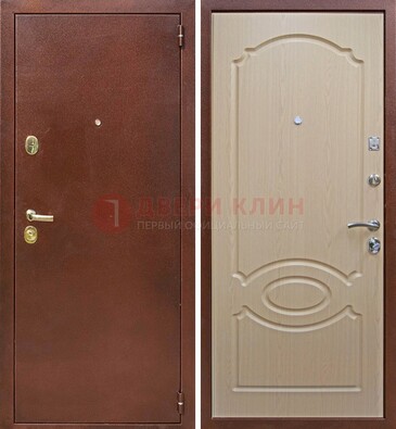 Коричневая металлическая дверь с порошковым окрасом ДП-76 в Чехове