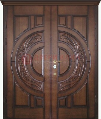 Утепленная коричневая стальная парадная дверь ДПР-51 в Чехове
