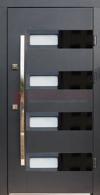 Черная стальная дверь МДФ хайтек со стеклом ДС-16 в Чехове