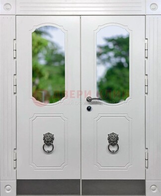 Белая двухстворчатая железная дверь со стеклом ДС-22 в Чехове