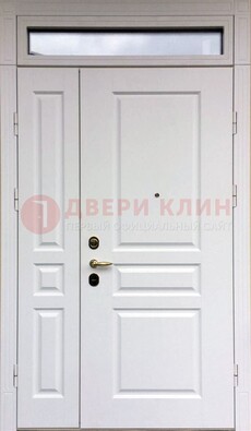 Белая двухстворчатая металлическая дверь со стеклом ДС-63 в Чехове