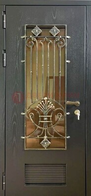 Одностворчатая железная дверь со стеклом и ковкой для дома ДСК-101 в Тольятти