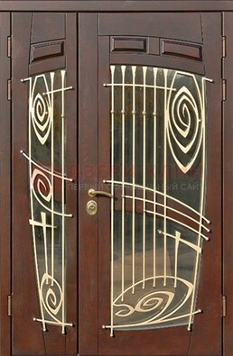Коричневая железная дверь с большим стеклом и ковкой ДСК-203 в Чехове