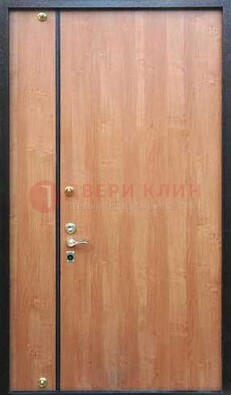 Светлая тамбурная дверь ДТМ-29 в Чехове