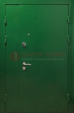 Зеленая распашная тамбурная дверь Порошок ДТМ-47 в Чехове