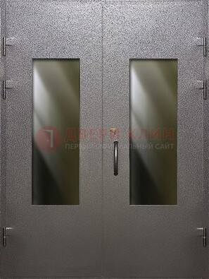 Серая тамбурная дверь со стеклянными вставками ДТМ-8 в Чехове