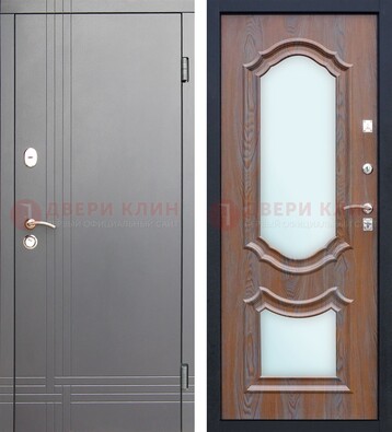 Белая уличная дверь со светлой МДФ и зеркалом ДЗ-77 в Архангельске