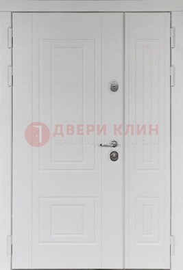 Классическая полуторная входная дверь для дома ПЛ-3 в Чехове